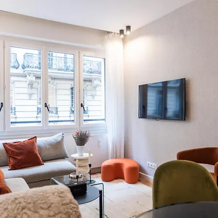 Beautiful Near The Eiffel Tower Apartment Paris